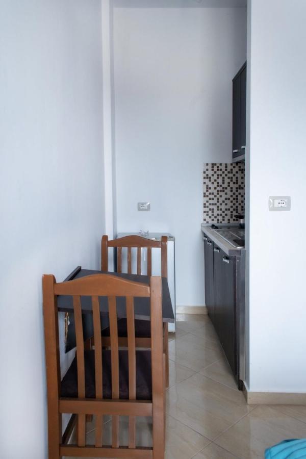 O-cyaneaalb Apartment *